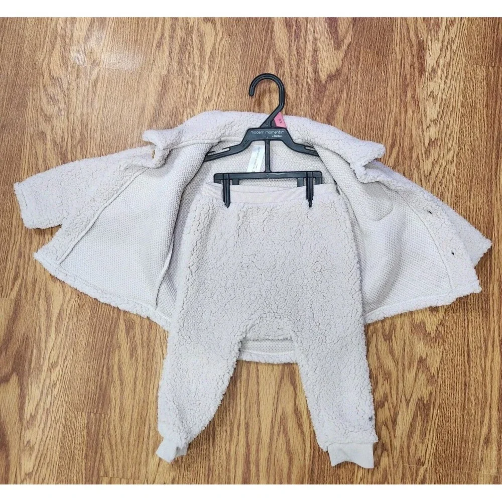 New Boy Girl 18 Months Tan Microplush 2 piece Outfit Set Modern Moments Collared